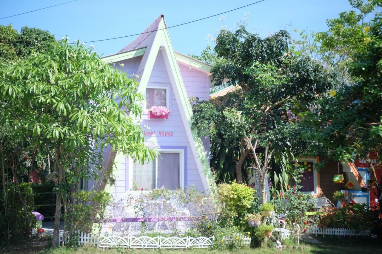 A Houses Homestay Nakhon Ratchasima Exterior photo