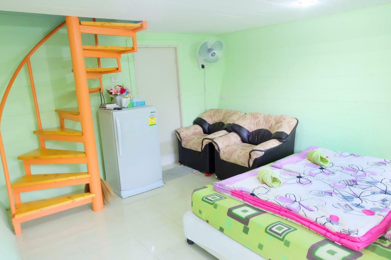 A Houses Homestay Nakhon Ratchasima Exterior photo